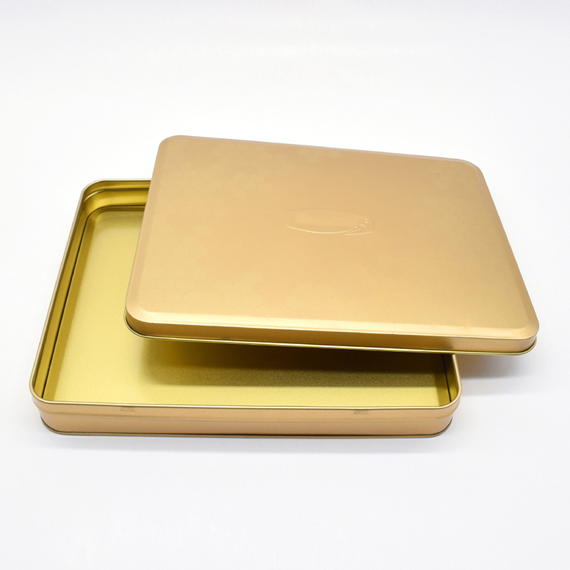 There's something almost stubborn about a cookie tin. You finish the cookies, set the tin aside — and somehow, weeks later, it's still there. You haven't thrown it away because it doesn't feel like trash. And you're right. It isn't.
